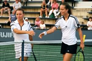 Karina Habsudova and Meghann Shaughnessy (2000 US Open)